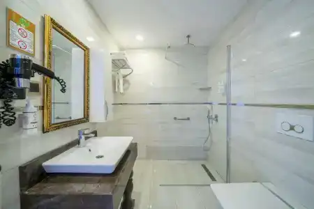 Azura Deluxe Resort & Spa - Ultra All Inclusive - 69