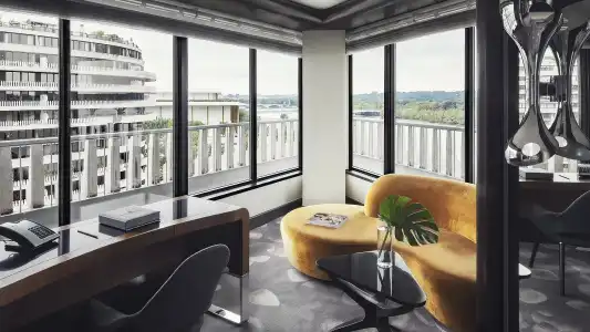 The Watergate - 142