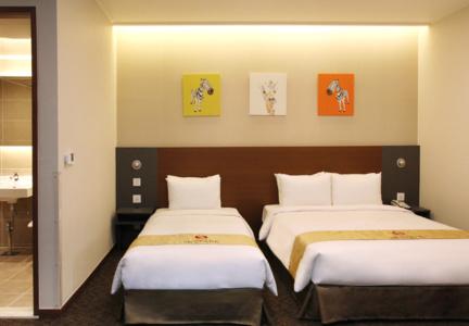 Skypark Myeongdong II - 50