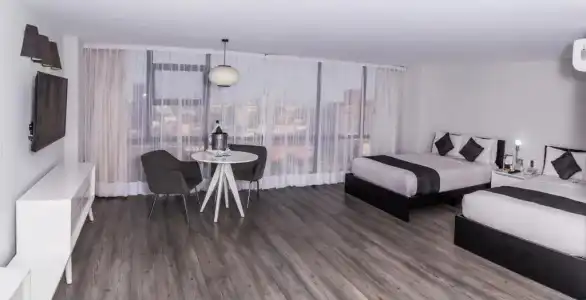 El Ejecutivo by Reforma Avenue - 38