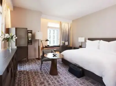 Four Seasons New York Downtown - 2