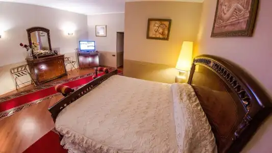 Reikartz Dostar - 43