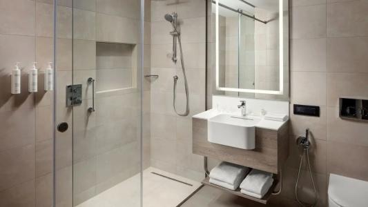 Courtyard By Marriott - 60