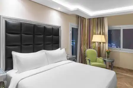 Hilton Alexandria Corniche - 58