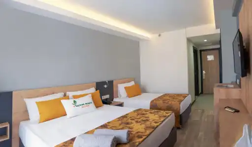 Clover Magic Park Side Otel - 39
