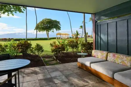 Royal Lahaina Resort & Bungalows - 25