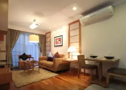 Adelphi Grande Sukhumvit - 50