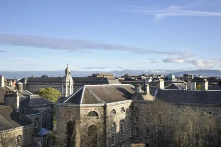 The College Green Dublin, Autograph Collection - 133