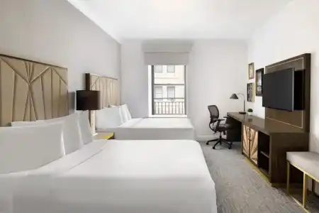 Martinique New York on Broadway, Curio Collection by Hilton - 6