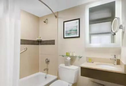 Doubletree Chelsea - 19