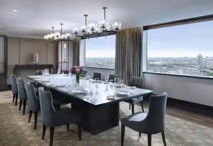 Millennium Hilton Bangkok - 54