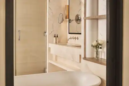 The Berkeley, Maybourne - 42