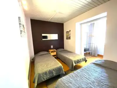 V Dinastia Guesthouse - 38