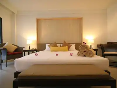 Sawaddi Patong Resort & Spa by Tolani - 71