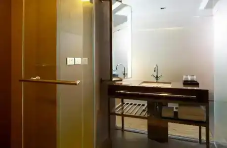 JC Kevin Sathorn Bangkok - 56