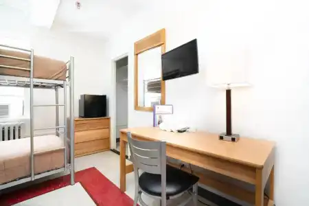 West Side YMCA Hostel - 5