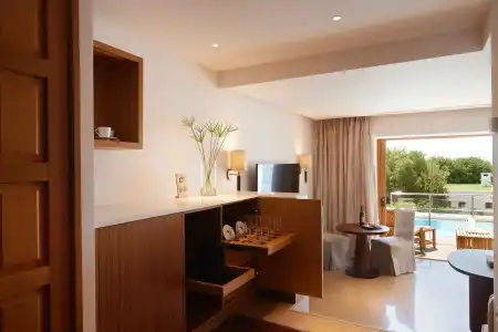 Elounda Peninsula Luxury Resort - 37