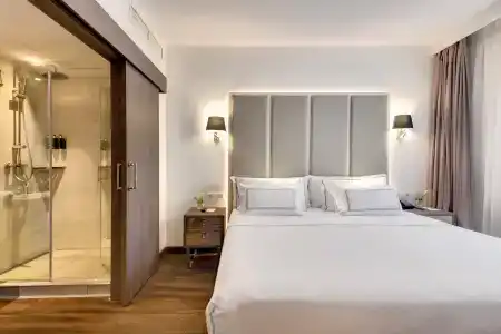 Melia Madrid Serrano - 47