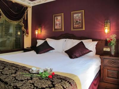 Rose Garden Suites - 62