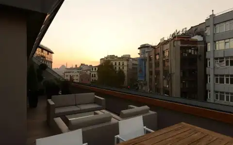 10 Karakoy - 56