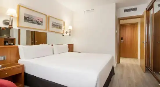 Ilunion les Corts Spa - 8