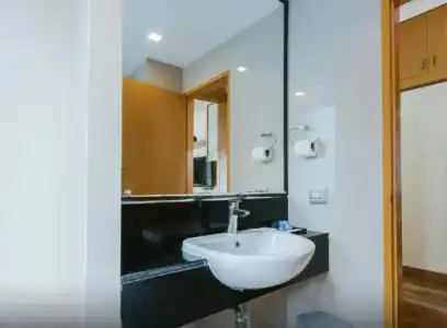 Adelphi Grande Sukhumvit - 64
