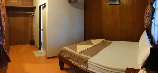 V-View Beach Resort - 16