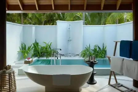 Dusit Thani Maldives - 39