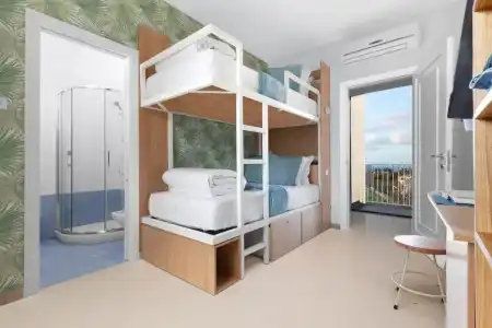 Unconventional Sorrento - 61