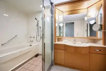 Sheraton Grande Tokyo Bay - 117