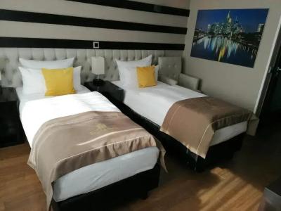 Skyline City Frankfurt - 71