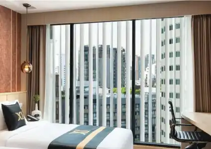 Eleven Bangkok - 11