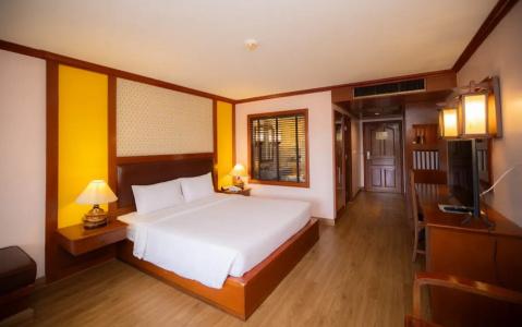 Baumanburi Patong - 86