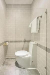 Fusion Suites Saigon - 42