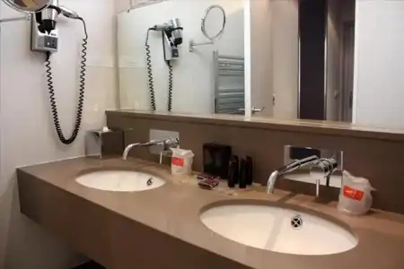 Hôtel Chambellan Morgane - 37