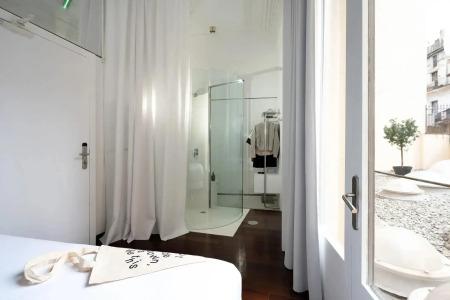 Chic & Basic Born Boutique - 54