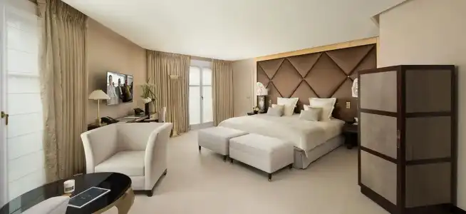 Hôtel Barrière Fouquet's Paris - 45