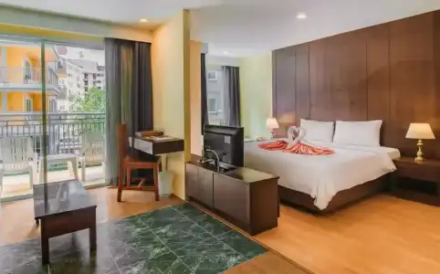 Elite Suites Patong - 46
