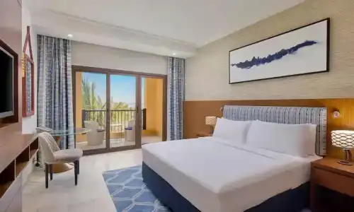 DoubleTree by Hilton Resort & Spa Marjan Island - 62