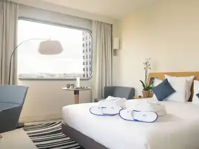 Novotel Paris Centre Tour Eiffel - 41