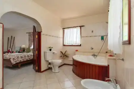 Carana Hilltop Villa - 46