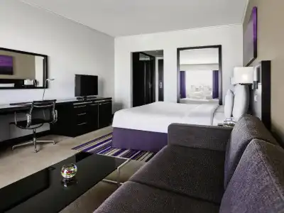 Pullman Dubai Creek City Centre - 31