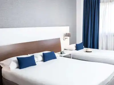 ibis Styles A Coruña - 29