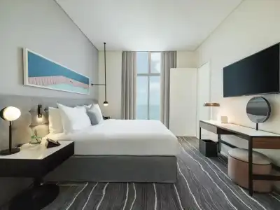 TH8 Palm Vignette Collection, Beach Resort - 35