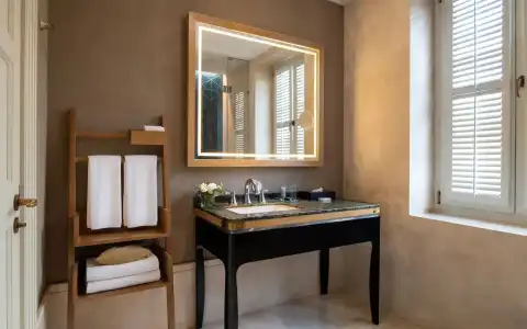 10 Karakoy - 46