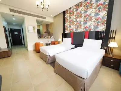 Skylark Apartments - 13
