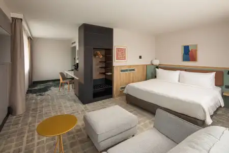 Crowne Plaza Budapest by IHG - 76