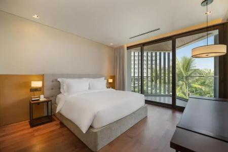 Shilla Monogram Danang - 2