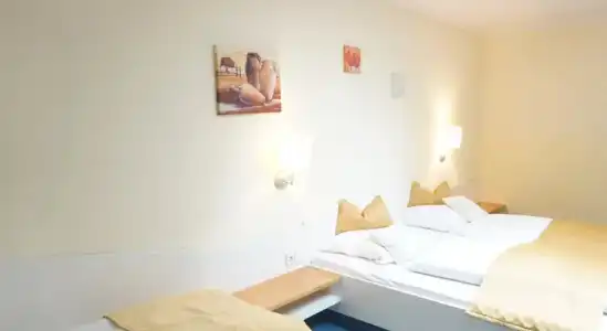 Herdegen Rooms - Self Check-In - 22