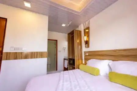 Batuta Maldives Surf View - 22